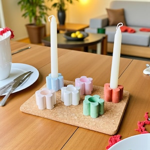 Daisy Concrete Candlestick Holder: Minimalist Table Decor