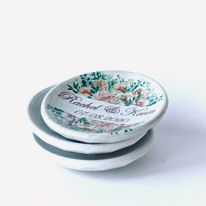 Custom Concrete Ring Dish: Personalized Wedding Favors, Bridesmaid Gifts