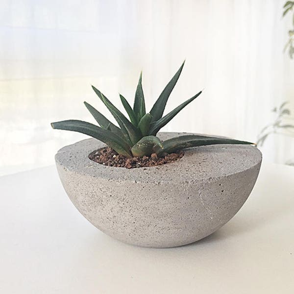 Mother's Day Gift, Concrete Planter, Succulent Planter, Office Decor, Home Decor, Flower Pot, Gift For Her, Unique Handmade Gifts