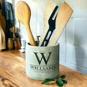 Personalized Concrete Utensil Holder, Name Printed Kitchen Crock for Utensils, Mothers Day Gift, Home Gift, Handmade Gift, Housewarming Gift