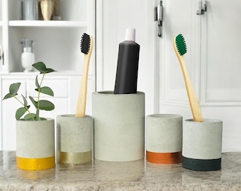 Handmade Concrete Bathroom Set: Toothbrush & Toothpaste Holder