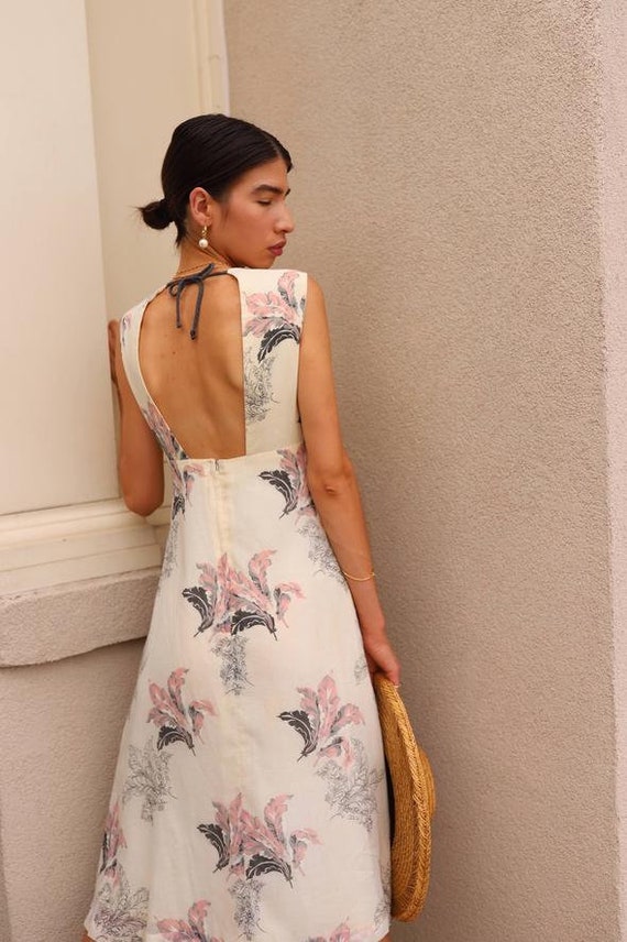 Vintage 1970s Feather Print Dress