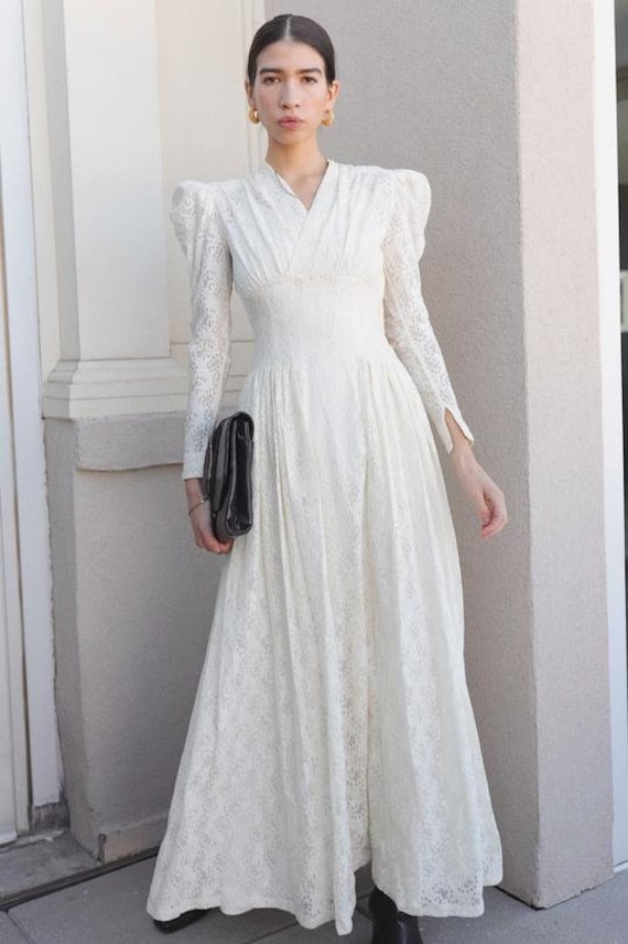Vintage 1930s White Lace Puff Sleeve Gown