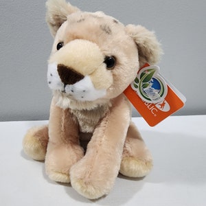 Wild Republic Sitting Lion Plush Stuffed Animal 8 inch NWT