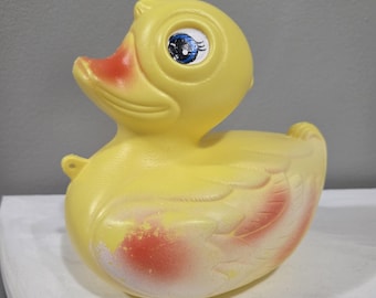 Vintage Regal Gifts Large Rubber Duck Bathtub Toy Plastic Blow Mold Canada 1980s
