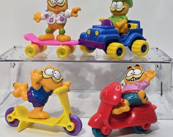 Vintage McDonalds Garfield Full Set of Toys