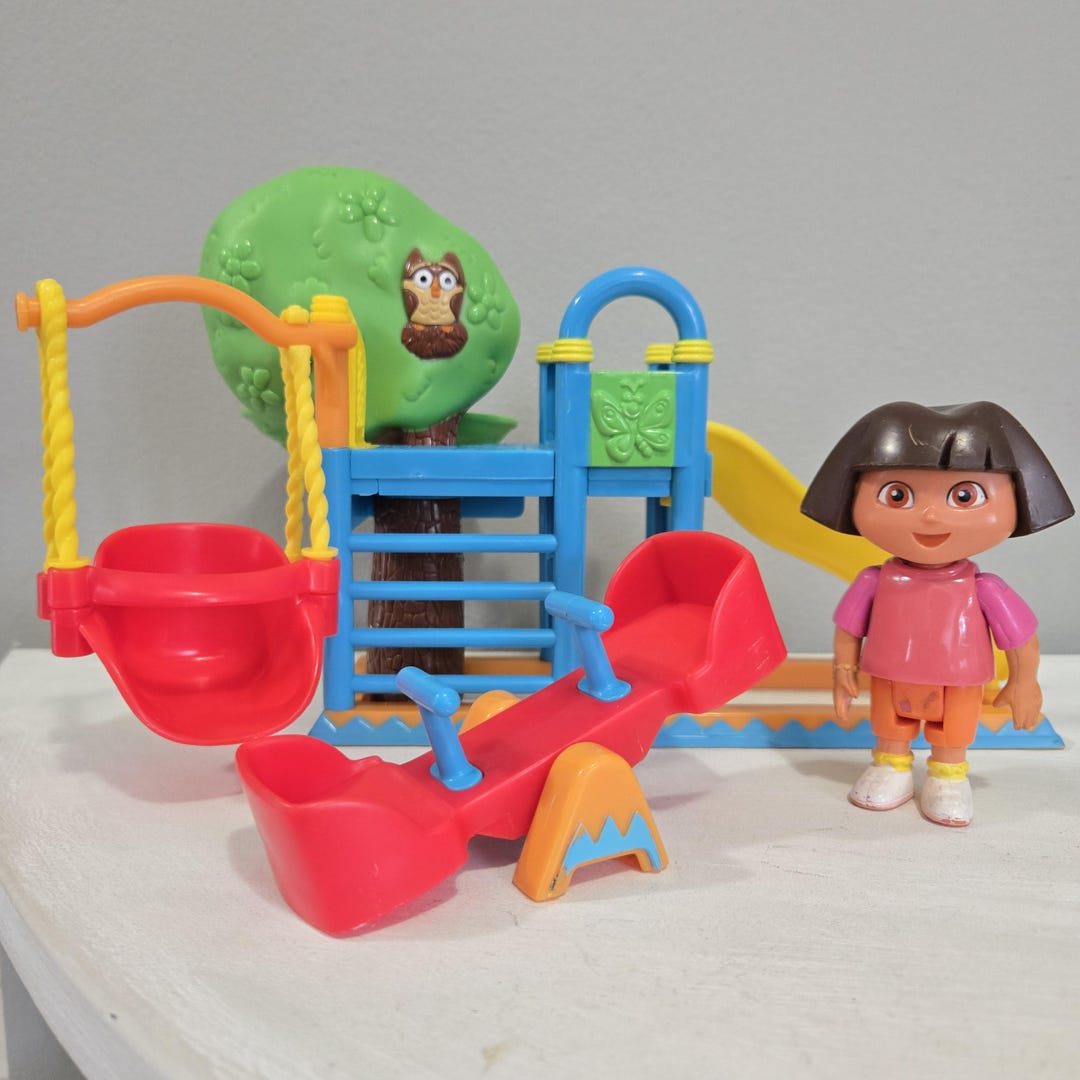 Mattel Dora the Explorer Dollhouse Treehouse Playground Set Slide