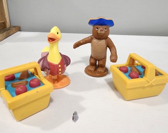 Figurines Captain Little Bear de Maurice Sendak, 1999 avec paniers de pique-nique
