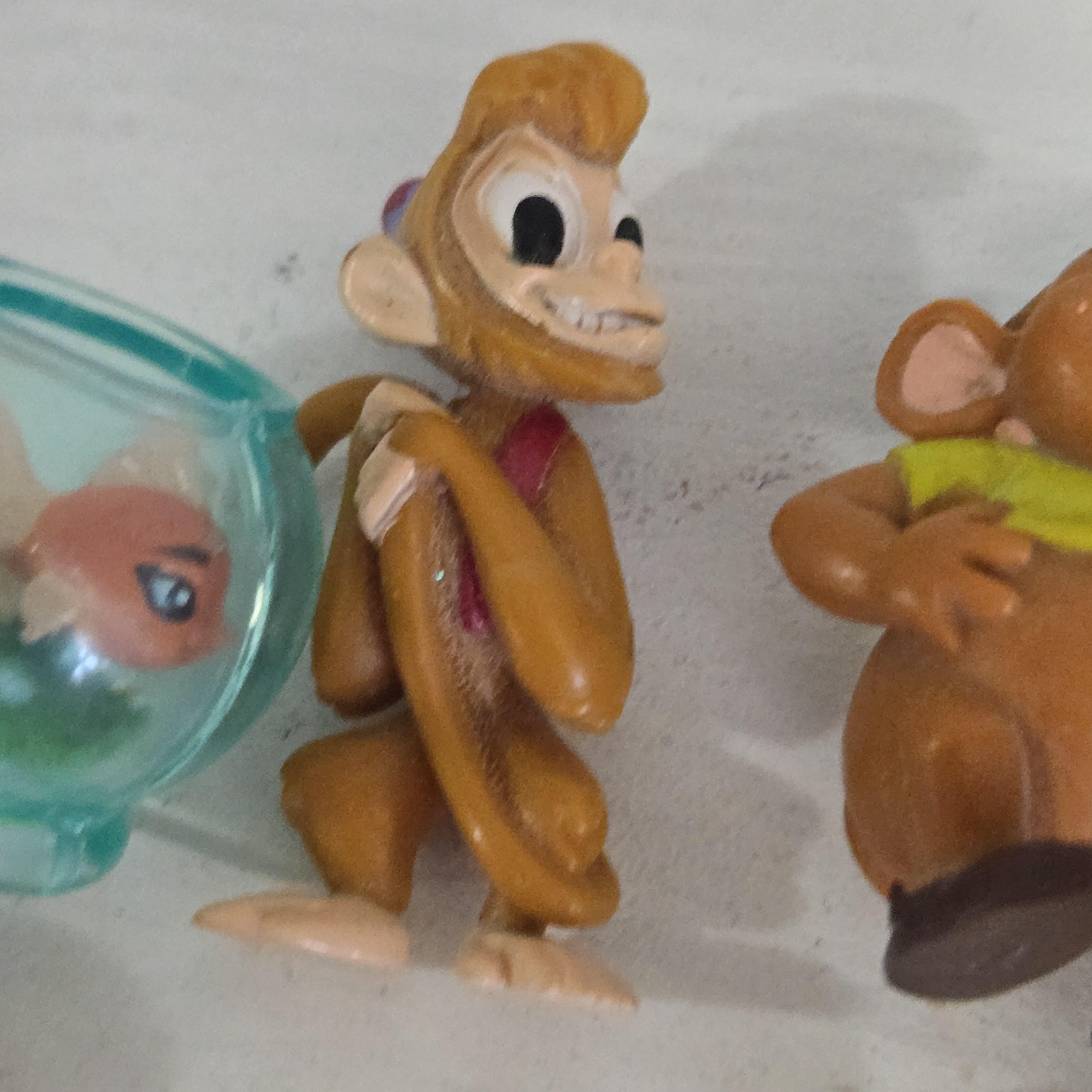 ミニディズニーワールドキャラクターのコレクション、小さな