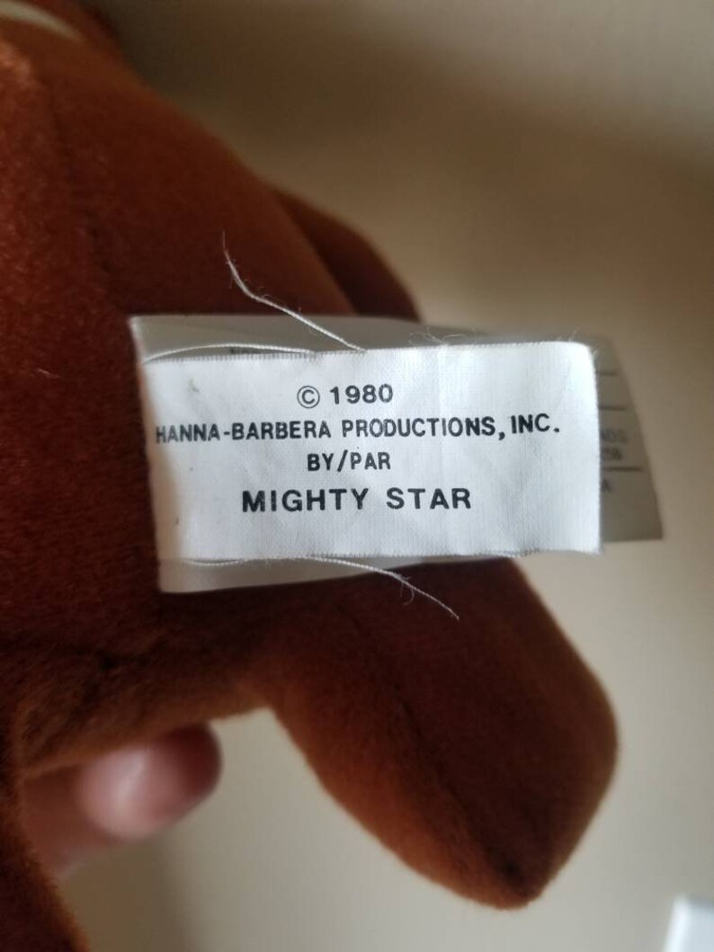 1980 Hanna Barbara Yogi Bear 11 plush bear by Mighty Star