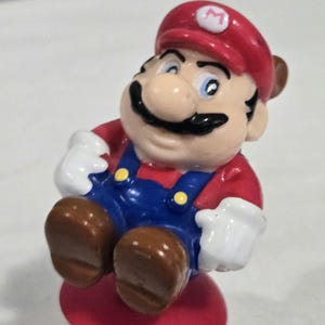 Nintendo 1989 Super Mario Bros Pop Up Spring Toy Mario 3&quot; tall Figure