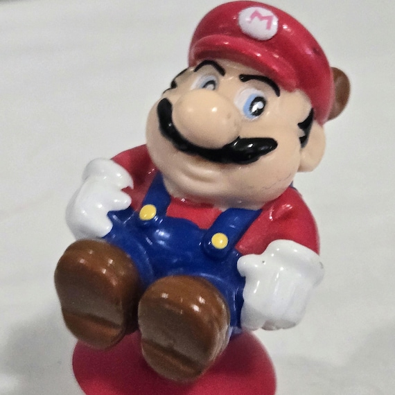Nintendo 1989 Super Mario Bros Pop up Spring Toy Mario 3