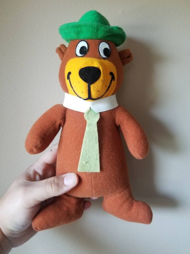1980 Hanna Barbara Yogi Bear 11 plush bear by Mighty Star