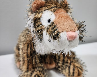 Ganz Webkinz Tiger Plush Stuffed Animal with sealed Unused Code