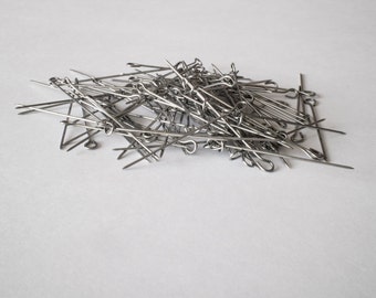 200 Sewing pins, Dressmaking pins, Eyelet pins. Tailor pins.