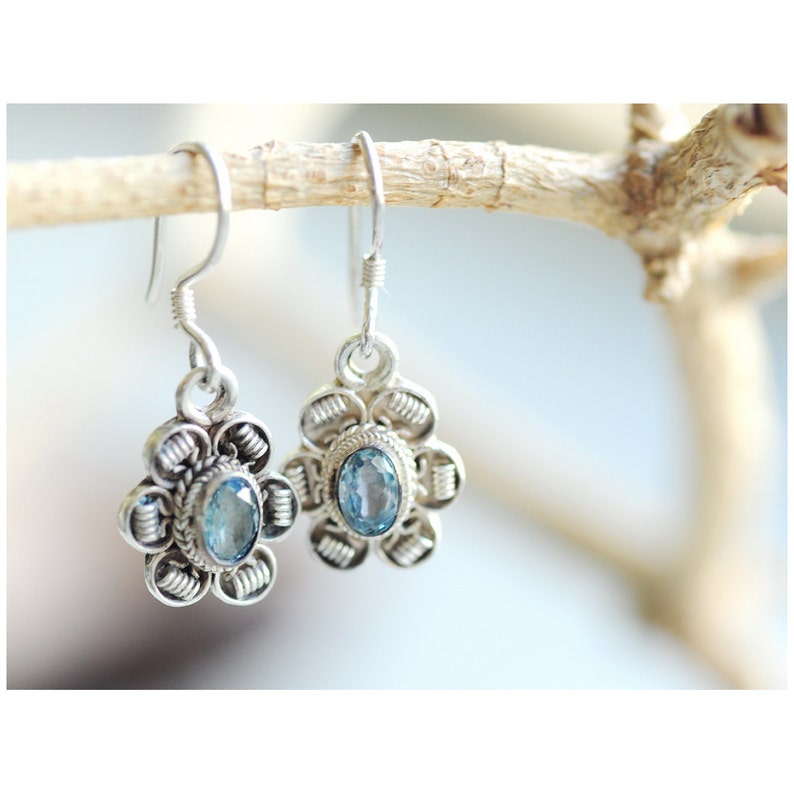 Sterling Silver Faceted Blue Topaz Garnet Daisy Earring Flower Drop Earrings Vintage Earrings November Birthstone Gift Small Flower Drops