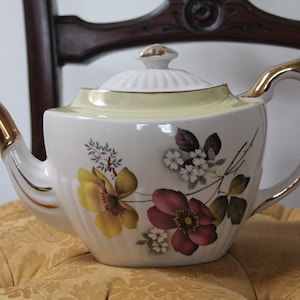Bule de chá vintage Gibsons Staffordshire com design floral - W855