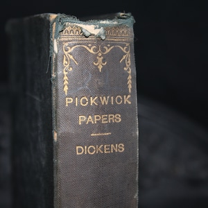 Il circolo Pickwick di Charles Dickens, illustrato nel 1888, libro antico con copertina rigida