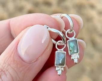 Mini-Creolen Labradorit Silber Creolen mit abnehmbaren Rechteck Charms Grüner Stein Ohrringe Kleine Creolen Silber Handgemachte Geschenke für Sie