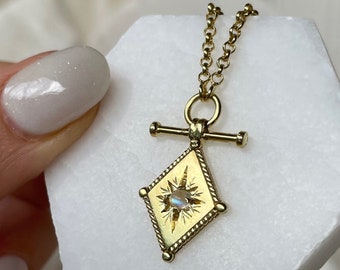 Leo 14K Gold T Bar Necklace, Antique style T Bar Moonstone Star Pendant, Chunky Gold Statement Necklace with Thick Chain, Cosmic Jewelry