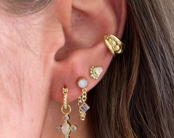 Vivi 14K Gold Plated Sterling Silver Gold Ear Cuff, no piercing ear cuff earrings, gold flash earring, chunky gold earring,cartilage jewelry