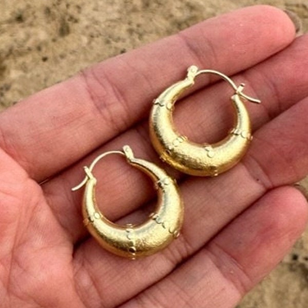 Esmeralda Gold Chunky Hoops Textured Detail Hoop Earrings Light Weight Earrings Gold Gypsy Hoops for Women Gift for Her 14K Gold Vermeil