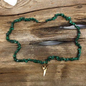 Beautiful Burnished Modern Mako Shark Tooth on a Malachite Gemstone Necklace 18&quot;