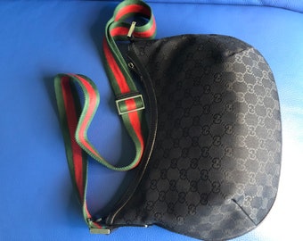 Gucci GG printed chest bag crossbody shoulder bag 28 x 16cm. . . . My  Whatsapp:+86 16761025605, , After placing the order, we will take a video +  photo for your confirmation. : r/replicasneakers