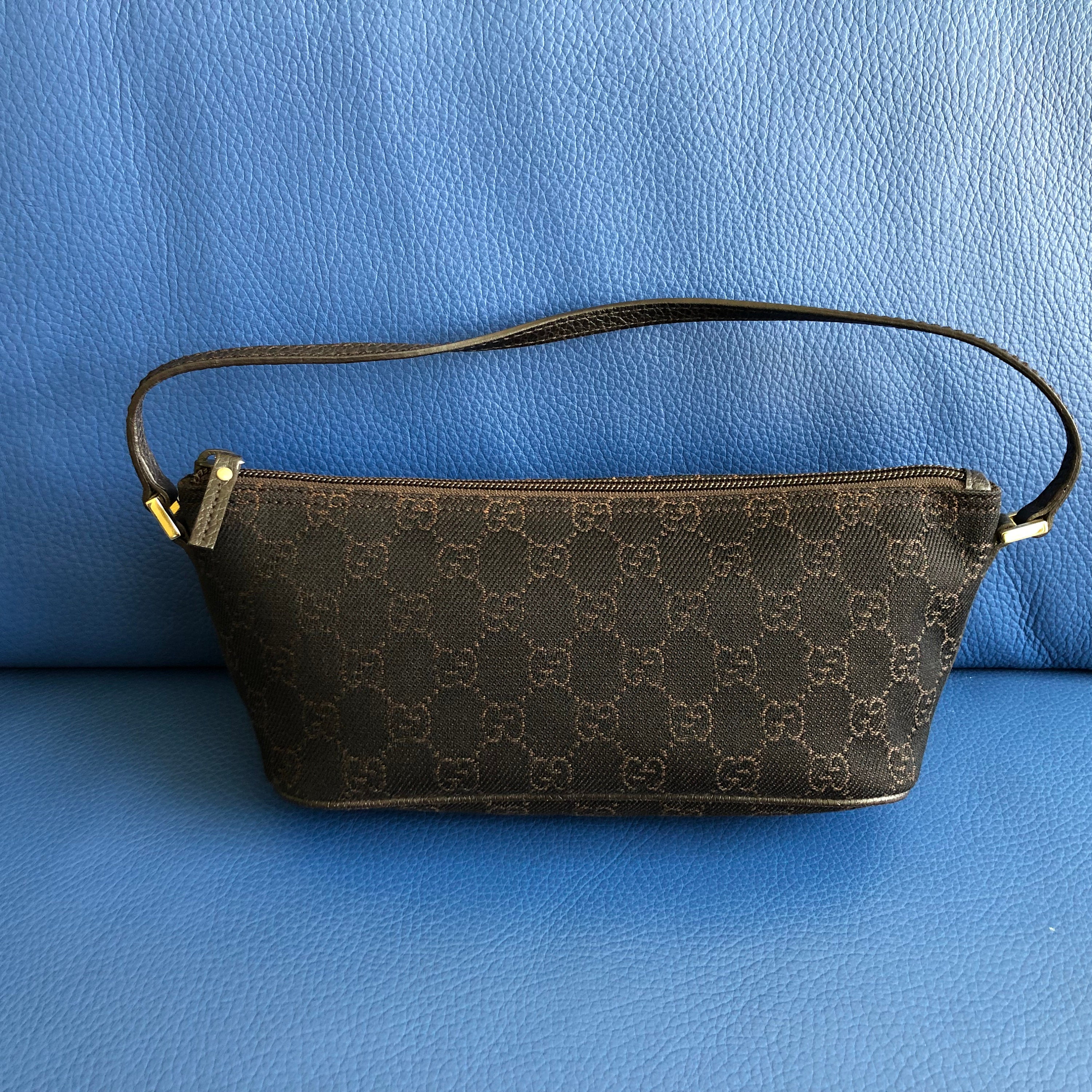 Gucci Black GG Supreme Canvas And Leather Boat Pochette Bag at