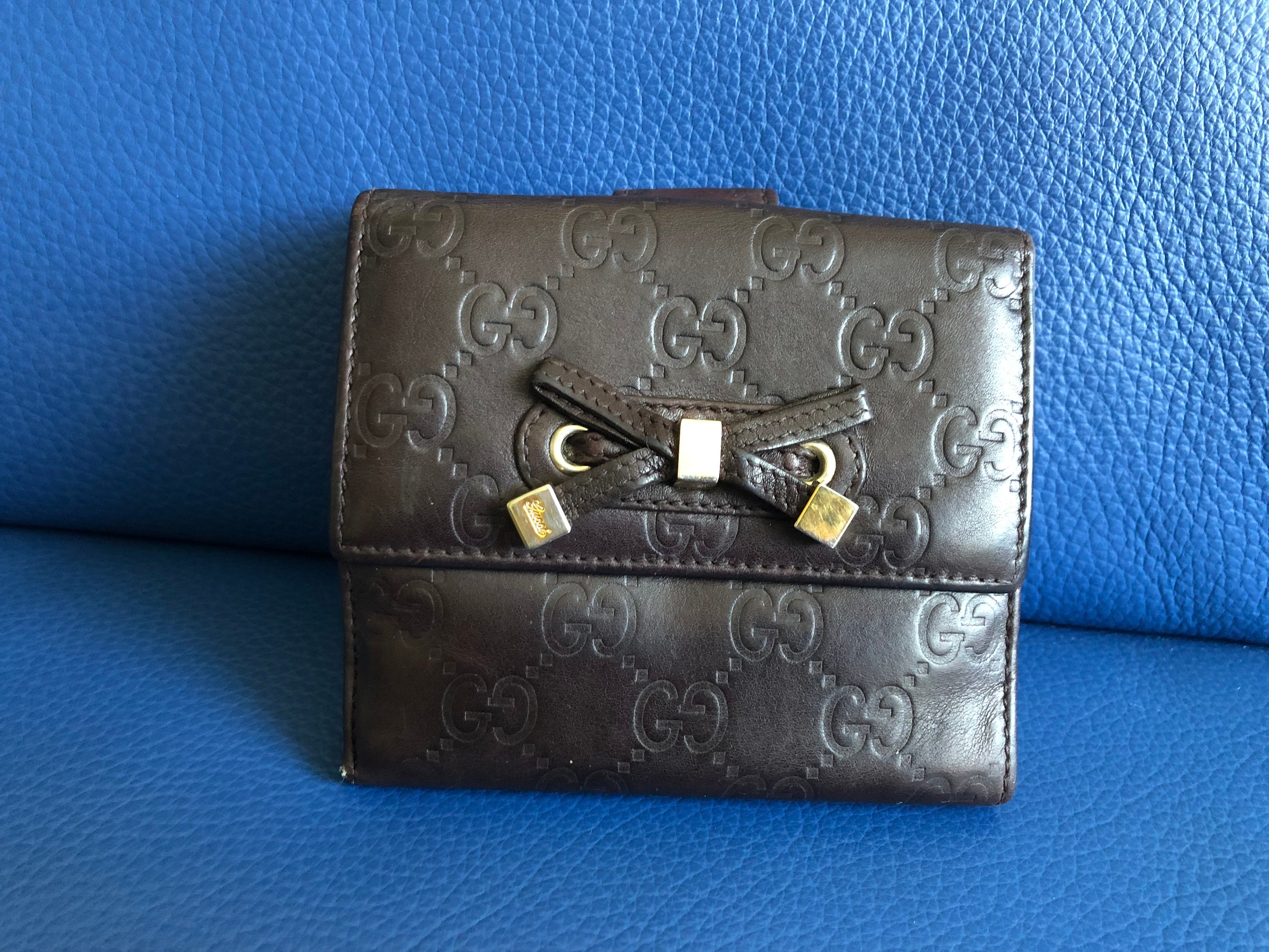 Cream Oval Keychain Zip Wallet - CHARLES & KEITH International
