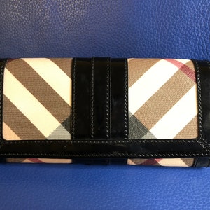 BURBERRY Long Wallet Zip Nova Plaid Beige Accessory for Unisex from Japan  Used