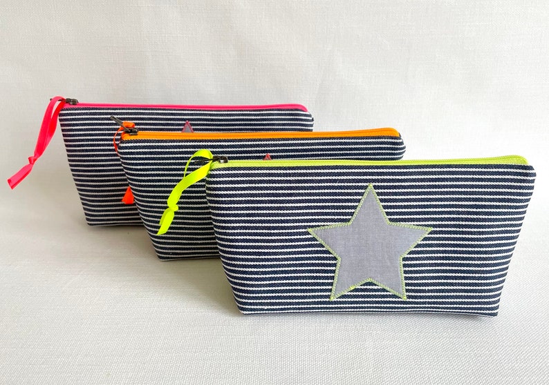 Pen bag with star NEON image 1