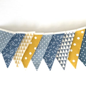 Pennant garland Dragonfly 10 pennants image 1