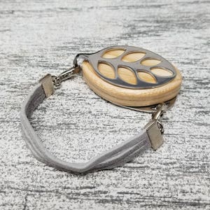 Hafen Grau Wildleder Armband | Handgefertigter Wellness Schmuck für Bellabeat Leaf | Bella Blatt Co.