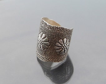 Silver Floral Patterned Ring- Karen Hill Tribe Silver - Handmade Silver Ring - Silver Rings for Women - Woman Ring