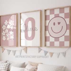 Girls Gallery Wall Set, aangepaste naamafdruk, afdrukbare muurkunst, kinderkamer wanddecoratie, slaapkamer kunst, moderne bloemenprints, madeliefje kunst aan de muur, smiley