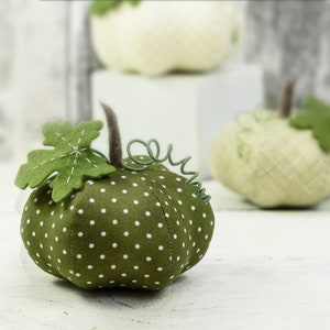 Tutorial de patrón de costura PDF CALABAZA. alfiletero de calabaza. proyecto de costura. patrón de alfiletero. tutorial de costura en pdf. ©BlueOwlTierra