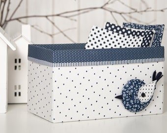 CESTA DE TELA con aplique de PÁJARO 3-D. Patrón de costura pdf. pdf Patrón y Tutorial. Descarga instantánea. © BlueOwlLand