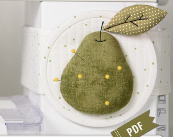 PEAR PINCUSHION PDF Sewing Pattern Tutorial. pear pattern. sewing project. pear pin cushion pattern. sewing machine pin cushion ©BlueOwlLand