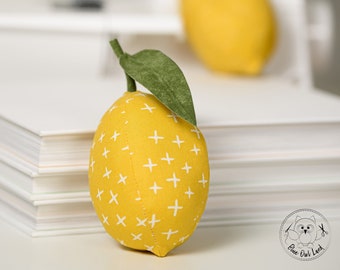 MODERN LEMON PDF Sewing Pattern Tutorial. lemon pattern. pincushion pattern. lemon pin cushion. pdf sewing pattern. © BlueOwlLand