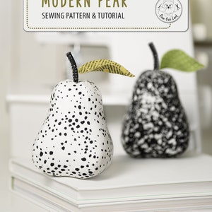MODERN PEAR PDF Sewing Pattern Tutorial. pear pattern. pincushion pattern. pear pin cushion. pdf sewing pattern. © BlueOwlLand