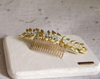 Aquamarine hair comb, Gemstone hair clip, light blue hair piece with leaves, wedding jewerly hair comb, olive leaf hair comb