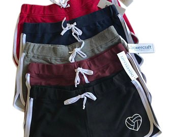 Relay Short with a printed Volleyball and a Volleyball Headband