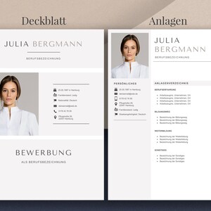 以下が含まれることがあります： 「Deckblatt」と「Anlagen」という黒いヘッダーが付いた白い履歴書テンプレート。履歴書はJulia Bergmannのもので、個人情報、職務経歴、学歴が含まれています。