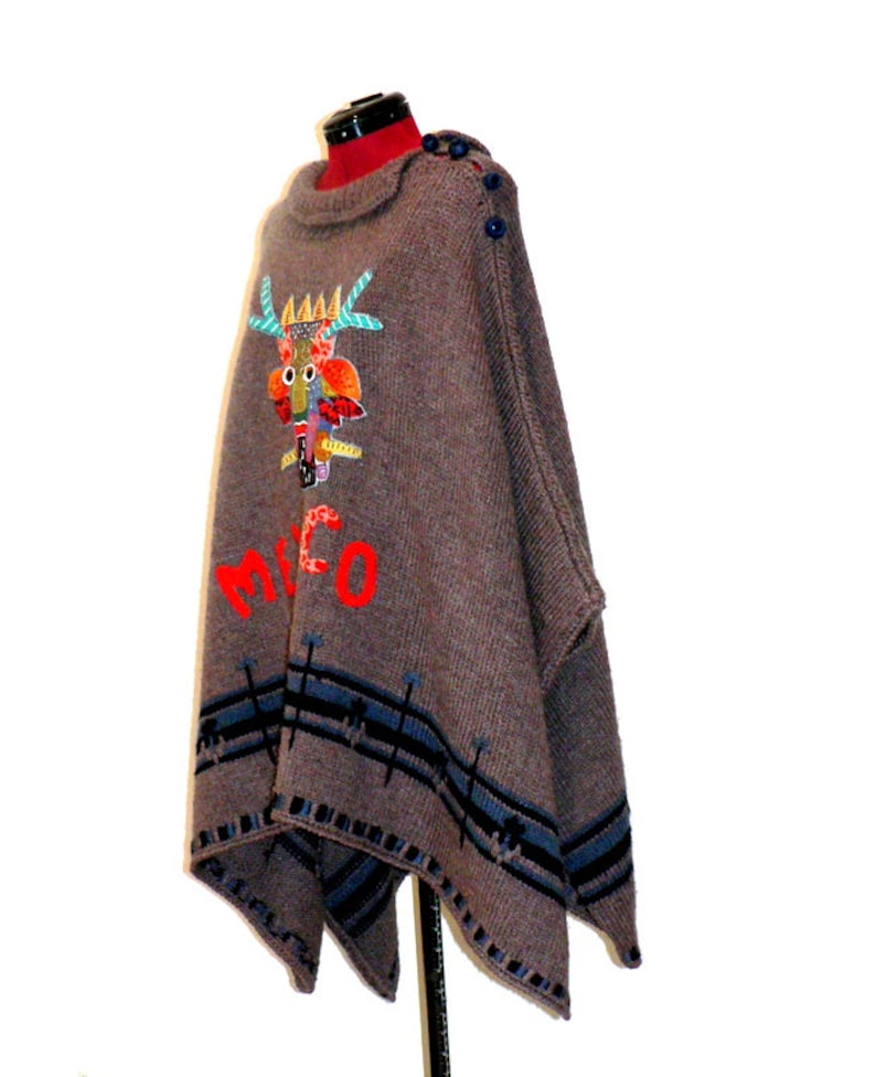 Size:M-XXL Hand made knitted sweater poncho,mexican style,appliqued