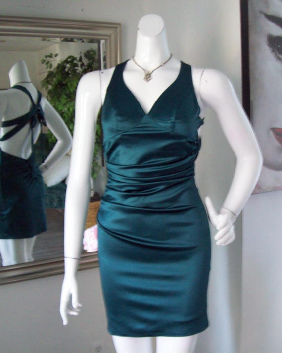 b. darlin halter v-neck ruched waist satin homecoming dress reviews Bodycon Criss Cross Strappy Back Built-in Bra Clubbing Disco Figure Flattering Sz S Forest green formal gown