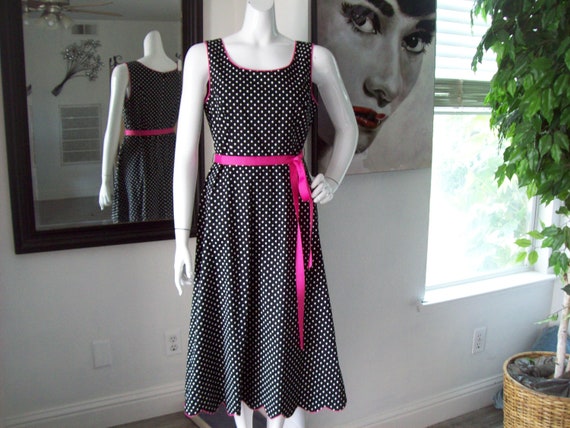 Sockhop Doowop Polkadot Dress Black White Hot Pink Scalloped Sockhop Doowop Polkadot Dress Black White Hot Pink Scalloped