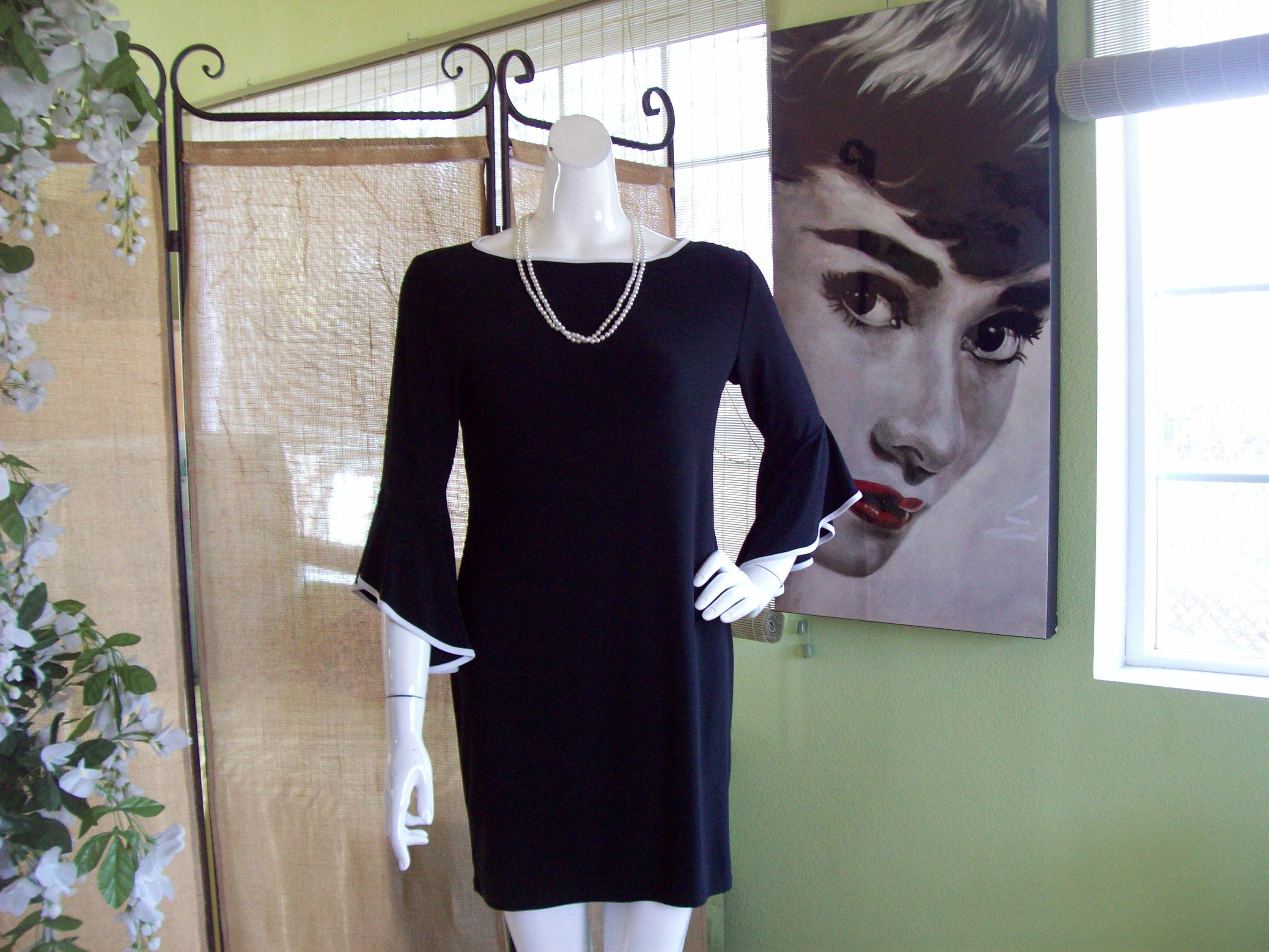 Little Black Dress White Trim Bell Sleeves Career to Date Three-quarter Bell Sleeves Secretary Made in USA Annalee Dress Boat Neck Sz M - Etsy Little Black Dress White Trim Bell Sleeves Career to Date Three-quarter Bell Sleeves Secretary Made in USA Annalee Dress Boat Neck Sz M - Etsy