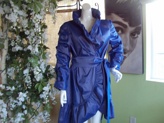 Trench Coat Dress Lightweight Fall winter Coat Ruffled Hemline High Stand up Collar Eclectic Look Blue purple blurple Sheen Sz XL Etsy