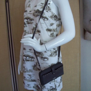The Sak Crossbody Cartera de cuero Clutch Pewter Grey ID Tarjetas de crédito Funda para teléfono celular como nuevo